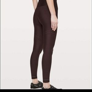NWT Lululemon in focus run tight size 12 brown